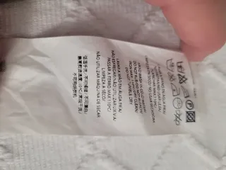 Blusa de seda sin mangas