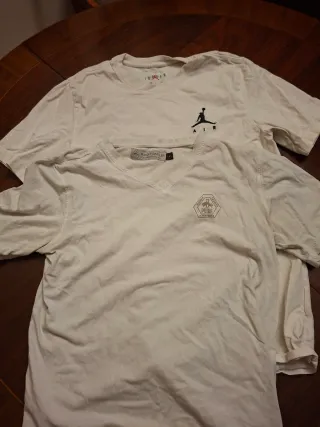 Lote 2 Camisetas Talla S Jordan y Puma