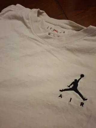 Lote 2 Camisetas Talla S Jordan y Puma