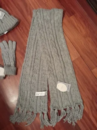 Conjunto Ysabel Mora: Gorro, Bufanda y Guantes.