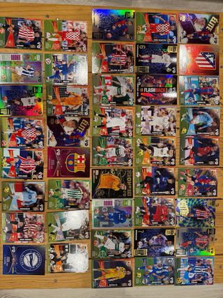 Lote 67 cromos fútbol MGK 25-26