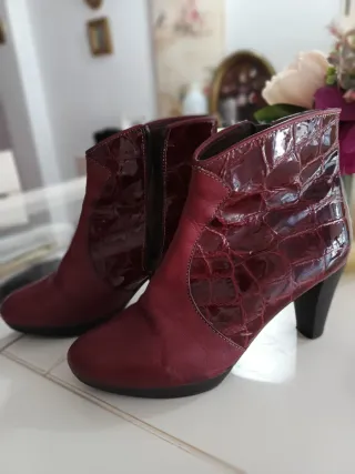 Botas Wonders de piel /Rojas
