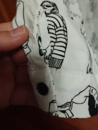 Camisa BELOVED Estampado Figuras Blancas Talla XXL