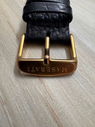 Reloj Maserati Caballero Negro y Dorado