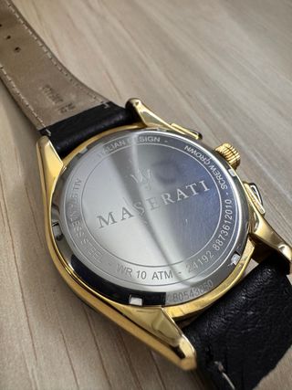 Reloj Maserati Caballero Negro y Dorado