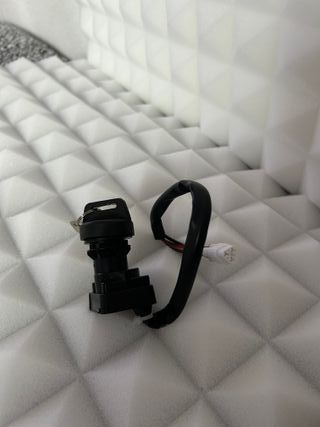 Bombín de encendido Suzuki LTZ 400 con llave