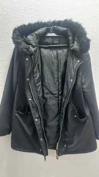 Chaqueta parka Lefties negra .