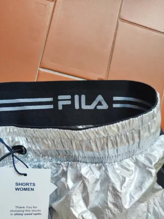 Shorts Fila donna effetto metallico L argento