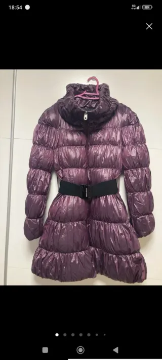 Abrigo acolchado morado brillante Miss Sixty