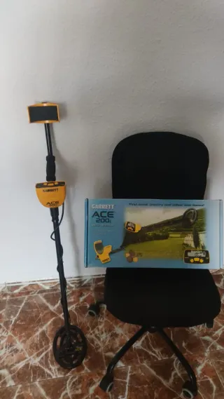 Detector de Metales Garrett ACE 200i