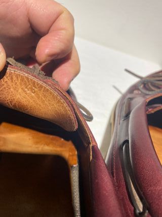 Nauticos de piel Dsquared2 color burdeos