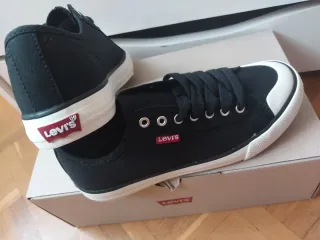 Zapatillas Levi's Negras Talla 36