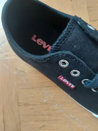 Zapatillas Levi's Negras Talla 36