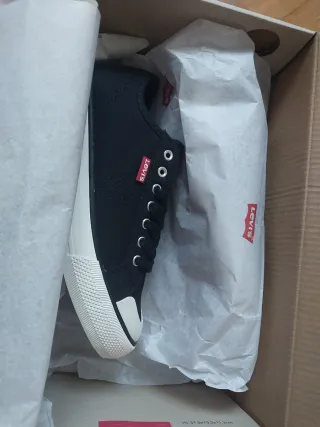 Zapatillas Levi's Negras Talla 36