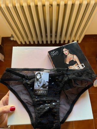 Slip donna Belen Ridriguez Jadea nero paillettes