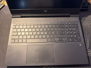 Portatile HP Victus + Cuffie