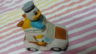 Hucha Pato Donald en Coche