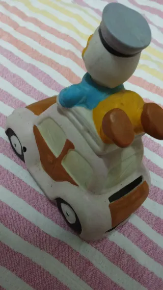 Hucha Pato Donald en Coche