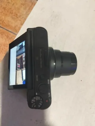 Cámara Canon Negra 40x Zoom