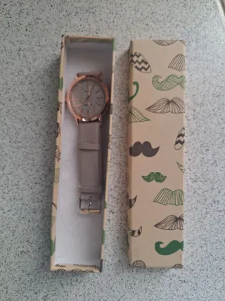 Reloj YIAKO Beige y Dorado Mujer