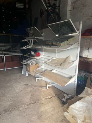 Estantería modular para comercio