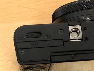 Cámara Compacta Sony RX100 VII