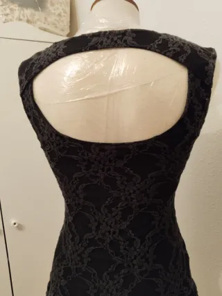 Vestido negro encaje