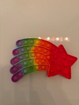 Set di 9 giocattoli pop its colorati