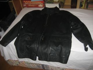 Chaquetón de Piel Negro