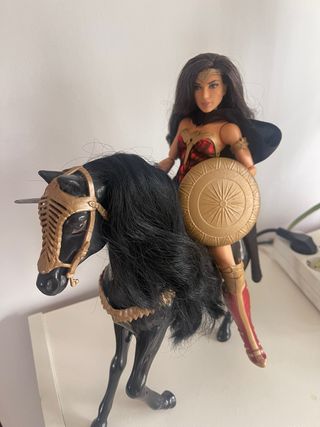 Barbie Wonder Woman y Caballo