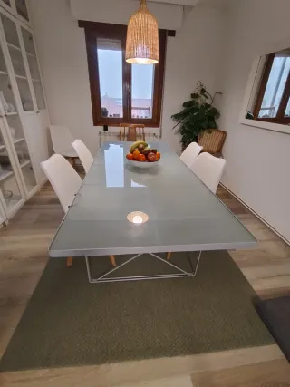 Mesa Comedor Cristal Esmerilado y Metal