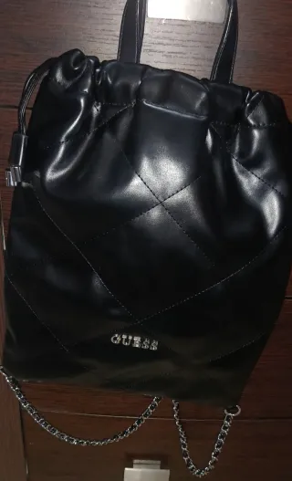 Borsa Guess trapuntata nera