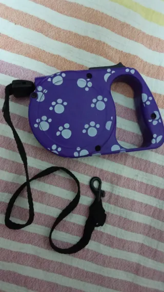 Correa extensible para perros con estampado