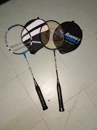 2 Raquetas de Bádminton con Fundas