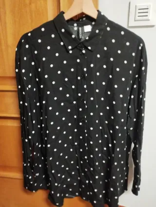 Camisa H&M lunares