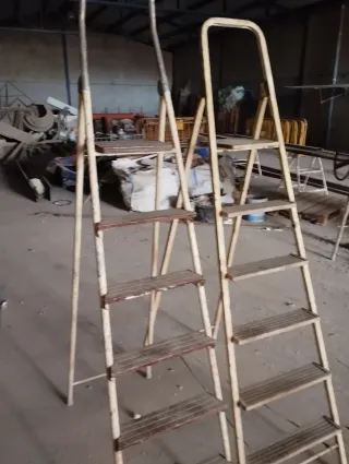 Escalera de mano plegable 2x