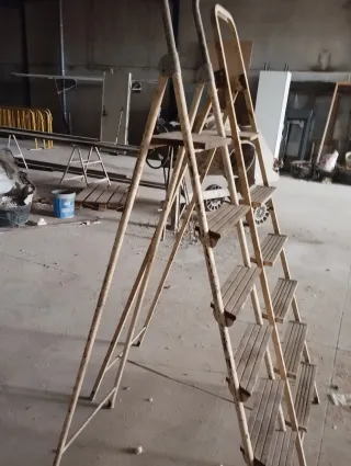 Escalera de mano plegable 2x