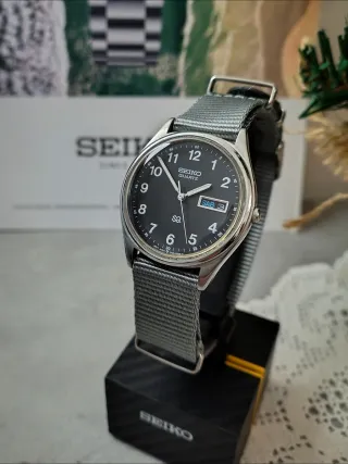 Seiko Quartz SQ militare vintage