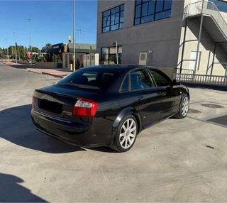 Audi A4 2004 quattro