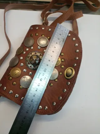 Bolso cuero vintage monedas