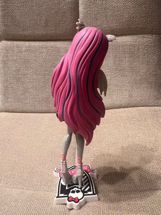 Figura Monster High Rochelle Goyle PVC
