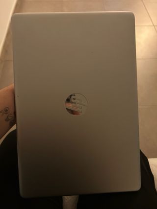 Ordenador HP Plata y Negro