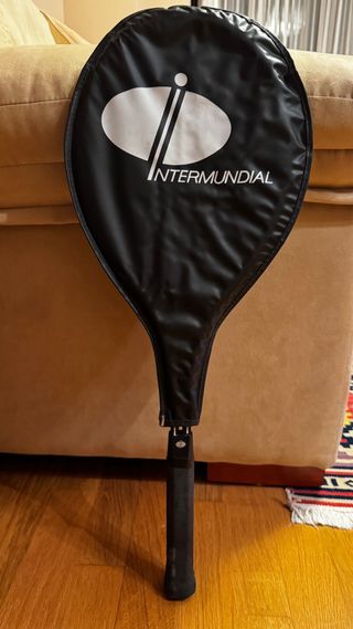Raqueta de tenis Intermundial con funda