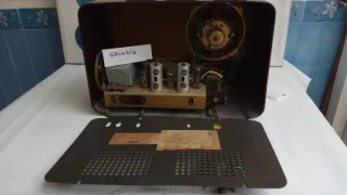 Radio antigua Grundig type 196 W