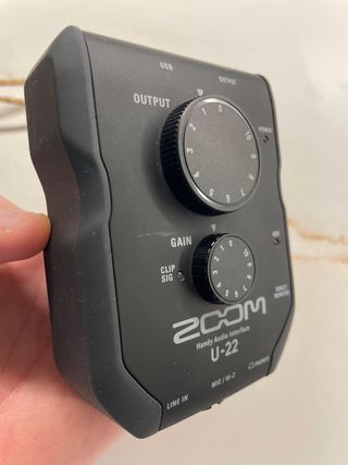 Interfaz Audio Zoom U-22, portátil