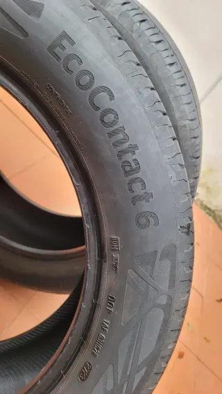 Neumáticos Continental 235 55 R18