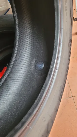 Neumáticos Continental 235 55 R18