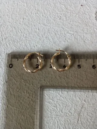 Criollas rizadas oro 18k.750