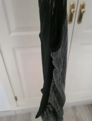 Top plateado brillante sin mangas