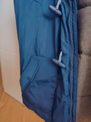 Giacchetta in stile trench blu. Bambini 15-16 anni